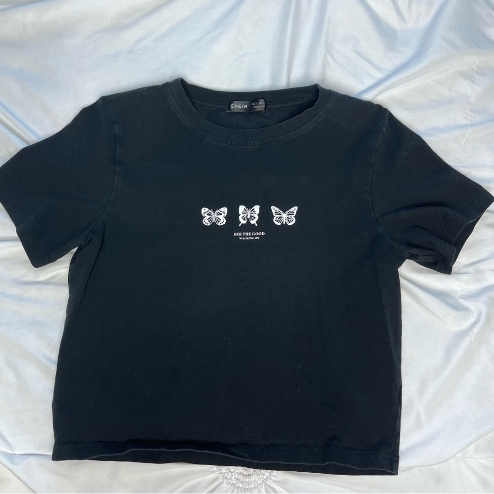 tee-shirt